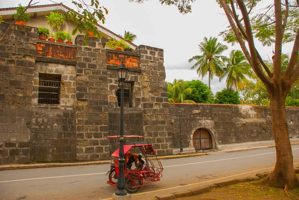 在菲律宾马尼拉市 intramuros 堡圣地亚哥 — 图库照片