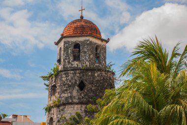 Tarihi çan kulesi mercan taşları - Dumaguete şehir, Negros Oriental, Filipinler yapılan
