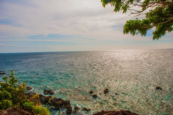 Belo mar. Apo, Filipinas, vista de cima . — Fotografia de Stock