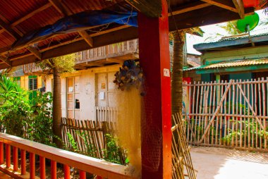 Her zamanki yerel kırsal ev Apo Adası, Filipinler