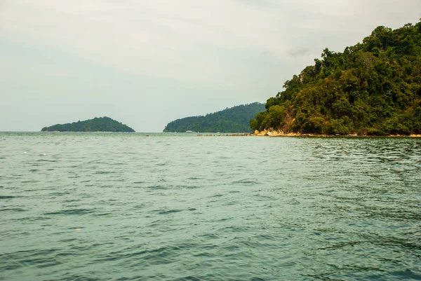 The view from the boat to the Islands. Sabah, Malaysia. — Stock Photo, Image