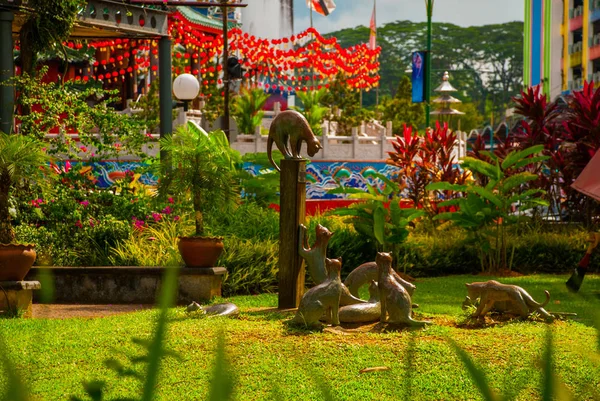 Katten monument in het downtown Kuching, Sarawak, Maleisië. — Stockfoto