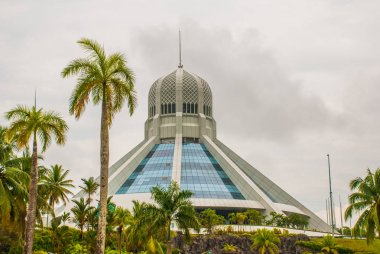 Bina kediler müzesidir. Kuching, Borneo, Sarawak, Malezya