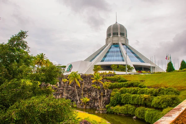 Bina kediler müzesidir. Kuching, Borneo, Sarawak, Malezya