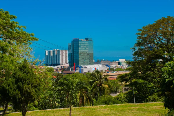 Vista da paisagem da cidade de cima. Miri city, Bornéu, Sarawak, Malásia — Fotografia de Stock