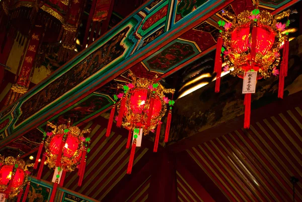 Wnętrze Tua Pek Kong Chinese Temple. Bintulu miasta, Borneo, Sarawak, Malezja — Zdjęcie stockowe