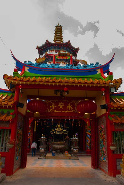 Tua Pek Kong Temple o belo templo chinês da cidade de Sibu, Sarawak, Malásia, Bornéu — Fotografia de Stock