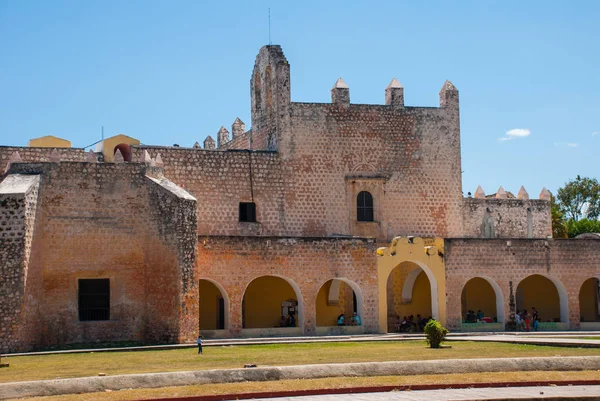 Convento de San Bernardino de Siena. Valladolid, Yucatan, México — Fotografia de Stock