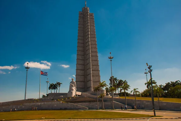 Jose Marti μνημείο στην πλατεία επανάστασης, Αβάνα. Κούβα — Φωτογραφία Αρχείου