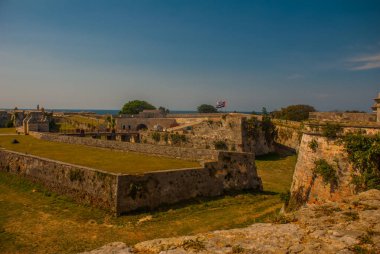 Fortaleza de San Carlos de La Cabana, Fort Saint Charles giriş. Havana. Küba'da eski kale