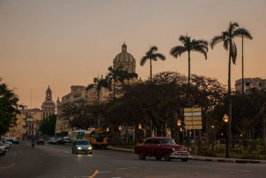 Başkanlık sarayına geç akşam, şu anda konut devrim Müzesi. Havana, Küba