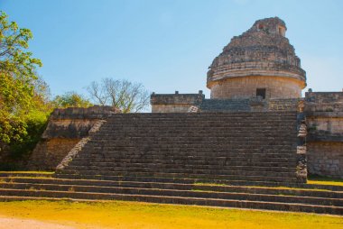 Chichen Itza gözlemevinde. Meksika