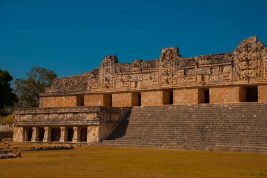 Uxmal, bir Antik Maya kalıntıları. Maya kültürünün en önemli arkeolojik sitelerinden birini. Yucatan, Meksika