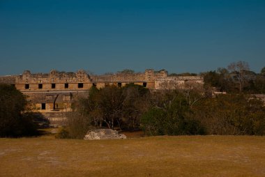 Uxmal, bir Antik Maya kalıntıları. Maya kültürünün en önemli arkeolojik sitelerinden birini. Yucatan, Meksika