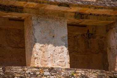 Antik kısma Palenque ruinas Chiapas Mexico Maya insanlara oyma