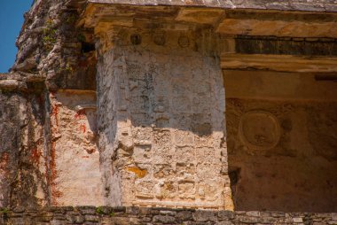 Antik kısma Palenque ruinas Chiapas Mexico Maya insanlara oyma