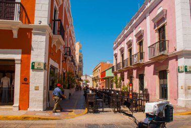 Campeche, Meksika: Sömürge mimarisi San Francisco de Campeche'deki/daki oteller.