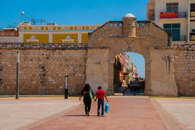 San Francisco de Campeche, Mexico: deniz kapısı veya Puerta del Mar Kalesi