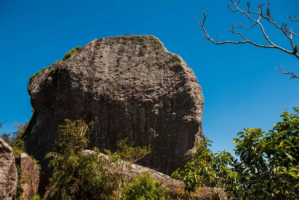 グラン ピエドラ国立公園 マエストラ山脈サンティアゴ キューバ キューバの近くの大きな岩 — ストック写真
