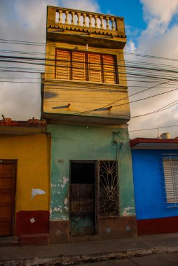 Trinidad, Küba. Küba ile geleneksel yerel sokak evleri.