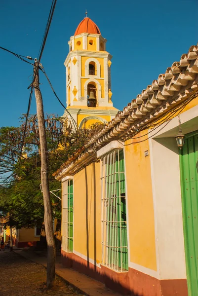 Trinidad, Kuba. Klocktornet i San Francisco de Asis. — Stockfoto
