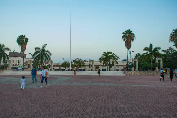 Centrale plein in de stad Playa del Carmen, Mexico, Riviera Maya — Stockfoto