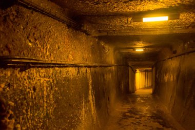 Wieliczka, Polonya: Wieliczka tuz madenindeki yeraltı koridoru, Wieliczka kasabasındaki Unesco Dünya Mirası Alanı