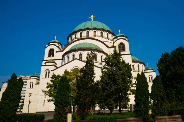 Βελιγράδι, Σερβία: Όμορφος καθεδρικός ναός του Αγίου Σάββα στο Βελιγράδι — Φωτογραφία Αρχείου