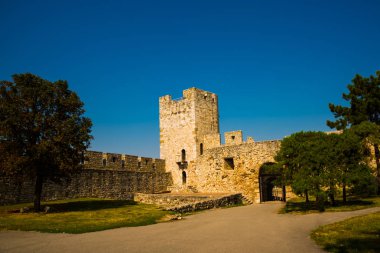 Kalemegdan, Belgrad, Sırbistan: Belgrad Kalesi Sava ve Tuna Nehri 'nin birleştiği yerdeki eski kale ve Kalemegdan Park' tan oluşuyor.