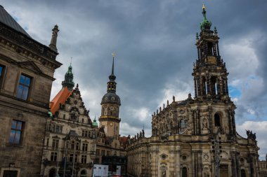 Dresden, Almanya: Dresden 'deki Kutsal Üçlü Katedrali, Katholische Hofkirche