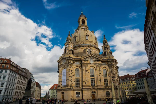 Dresden, Germany: View of The Dresden Frauenkirche in Dresden. 萨克森福音路德教会 — 图库照片