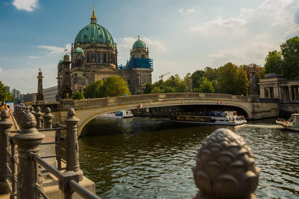 Catedral de Berlim Berliner Dom- em Berlim, Alemanha — Fotografia de Stock