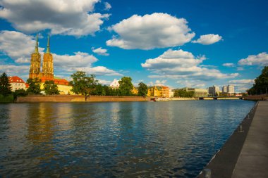 Wroclaw, Polonya: Tumski Adası - Katedral Adası ve Vaftizci Aziz John Katedrali manzarası