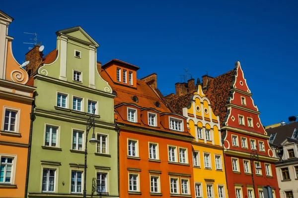 WROCLAW, POLONIA: Centro città e Piazza del Mercato a Breslavia. Breslavia vecchia e una città molto bella in Polonia — Foto Stock