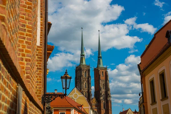 Wrocław, Polska: Katedra św. Jana Chrzciciela. Wyspa Tumski, Wyspa Katedry. Katedra Wrocławska — Zdjęcie stockowe