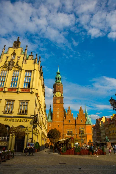 WROCLAW, POLAND: Old City Hall in with clock tower on the Market Rynek Square — Stock Photo, Image