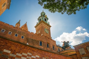 Krakow, Polonya: Wawel Kraliyet Kalesi 'nin ünlü eski kompleksi