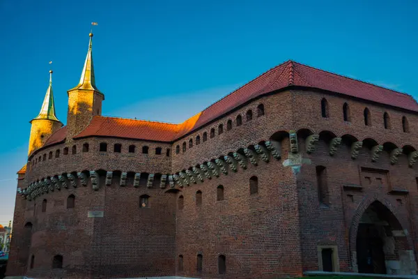 Krakow, Poland: Cracow barbican - medieval fortifcation at city walls, Poland — Stock Photo, Image