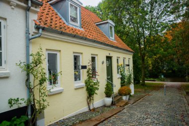 Odense, Danimarka: Odense 'deki kaldırımlı sokaklardaki eski evler, Hans Christian Andersen şehri