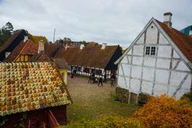 Aarhus, Danimarka: Aarhus 'taki Eski Şehir. Eski Şehir, geleneksel Danimarka mimarisini sergilediği için turistler arasında popülerdir.