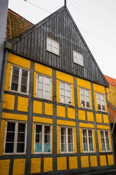 丹麦奥胡斯：城市历史中心美丽的建筑. — 图库照片