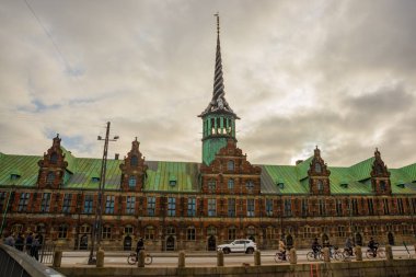 Copengen, Danimarka: Borsen - Orta Kopenhag 'daki en eski bina ve Slotsholmen Borsası