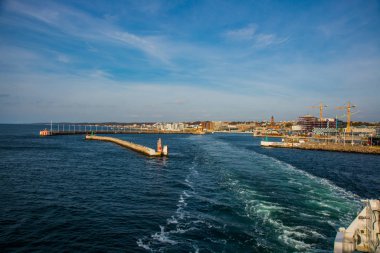 Helsingborg, İsveç: Helsingborg limanının panoramik görüntüsü.