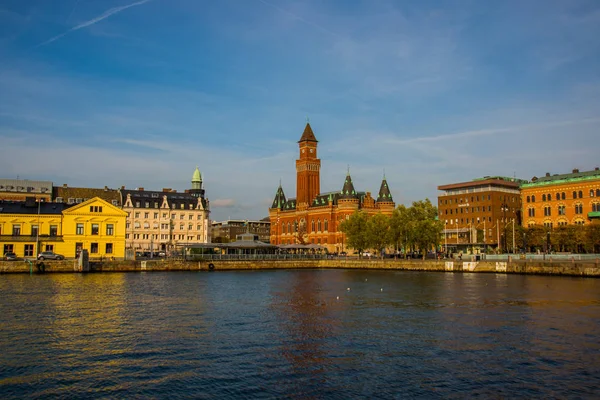 HELSINGBORG, SWEDEN: Street view of the town hall in Helsingborg. — ストック写真