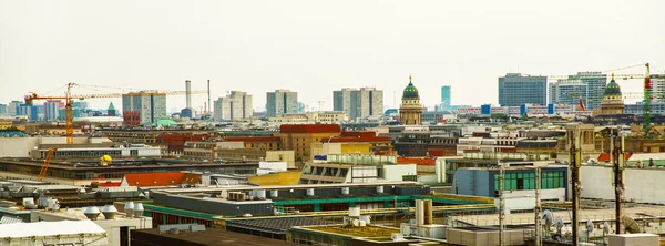 Berlijn, Duitsland: Bovenaanzicht van de Duitse hoofdstad, het landschap — Stockfoto