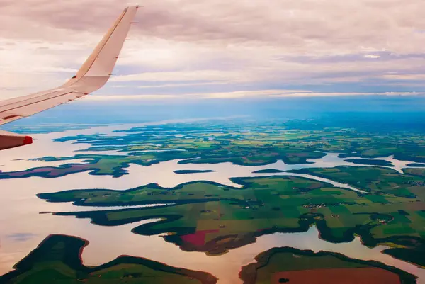 Manaus, Amazonas, Brazilië: bovenaanzicht van de rivier. Mooi land — Stockfoto