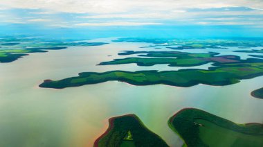 Manaus, Amazonas, Brezilya: nehrin üst görünümü. Güzel topraklar