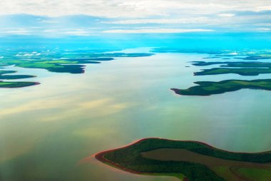 Manaus, Amazonas, Brezilya: nehrin üst görünümü. Güzel topraklar