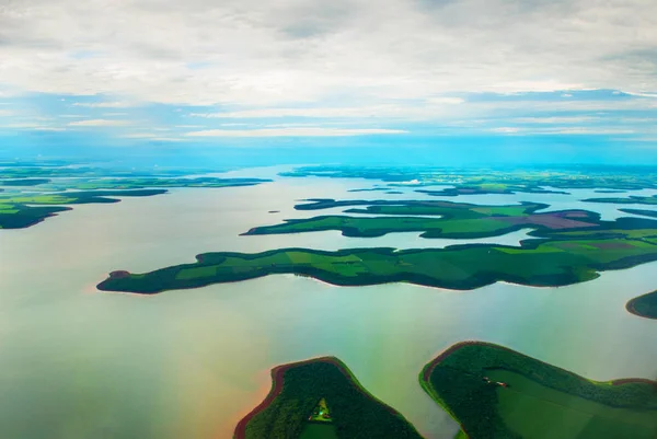 Manaus, Amazonas, Brasil: Pemandangan atas sungai. Tanah yang indah — Stok Foto