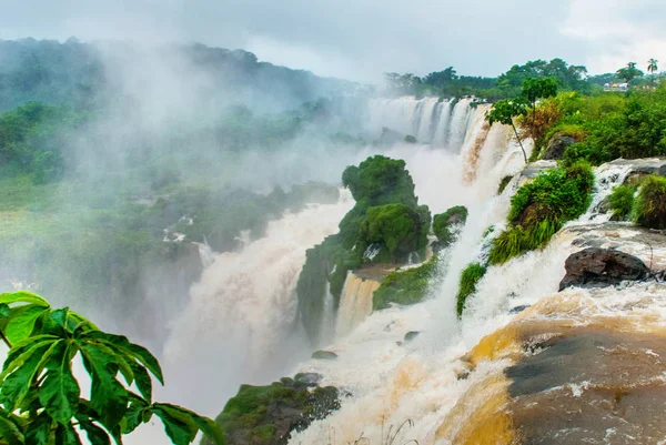 Misiones, caduta di Iguazu, Argentina: Cascate di Iguazu dall'Argentina — Foto Stock